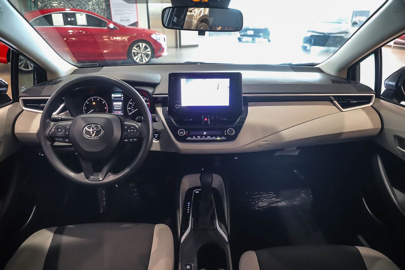 Certified Used 2025  Toyota LE image 10
