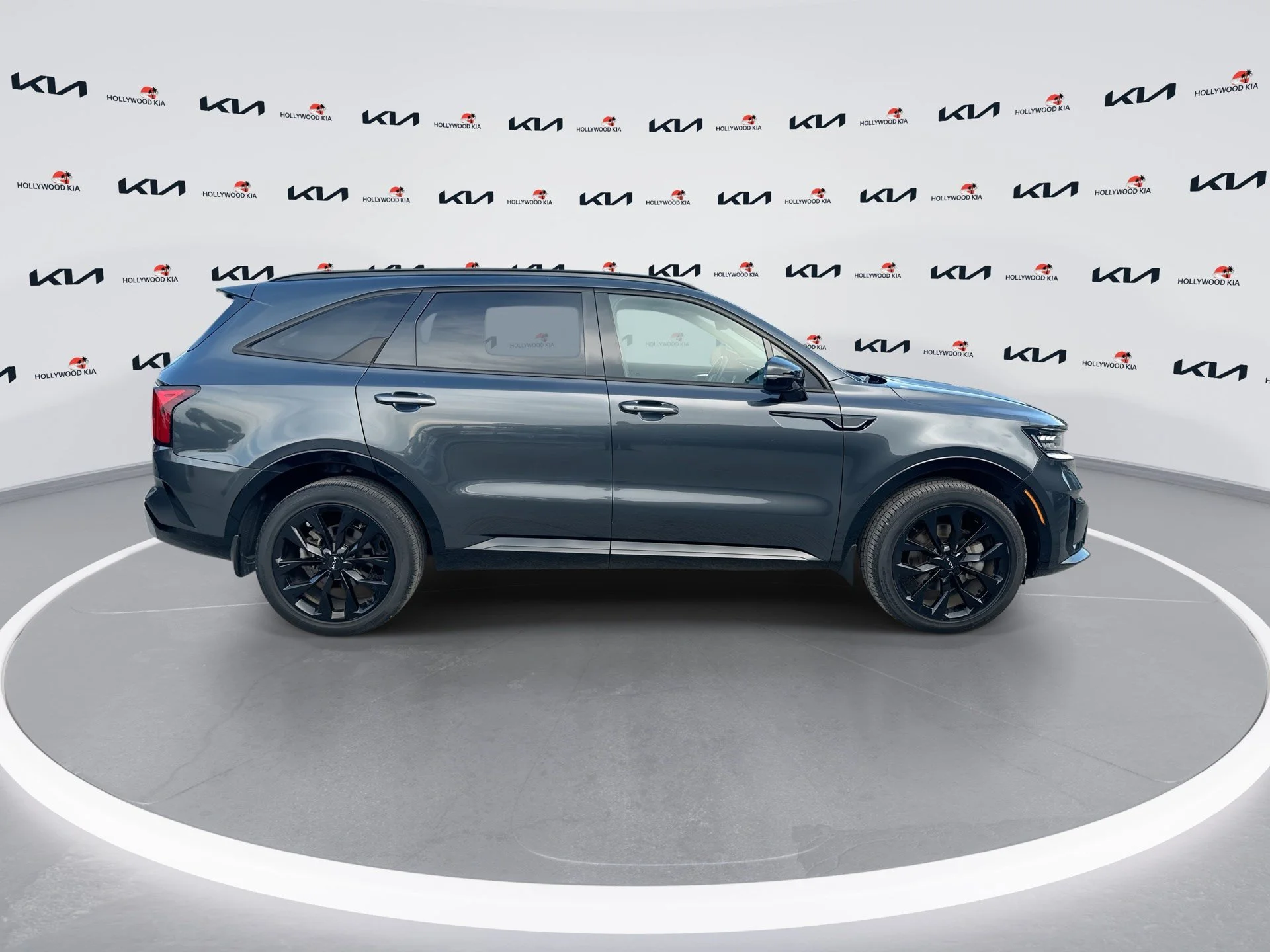 Certified Used 2023 Gravity Grey Kia SX image 9