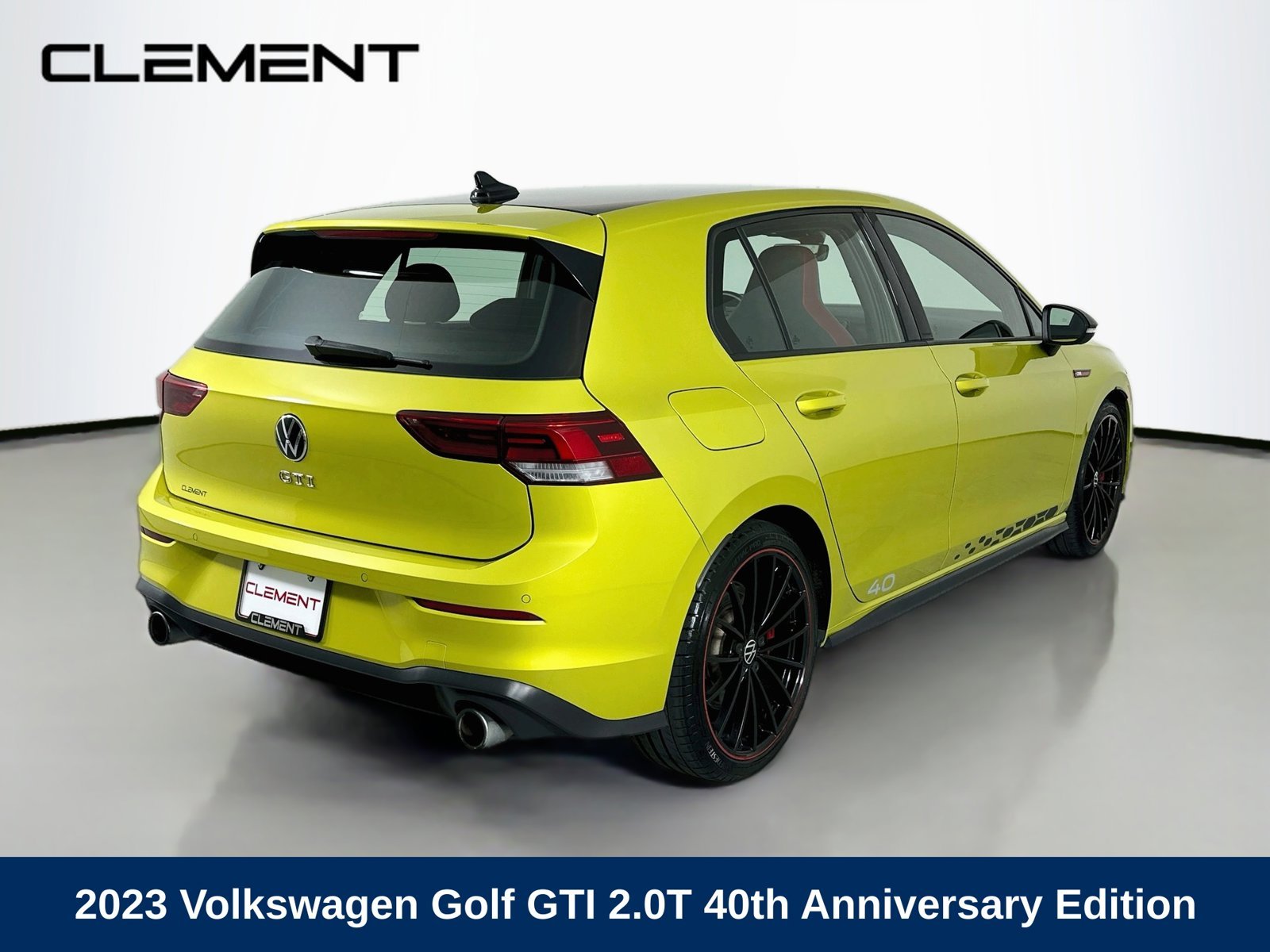 2023 Volkswagen Golf GTI 40TH Anniversary Edition - Photo 5
