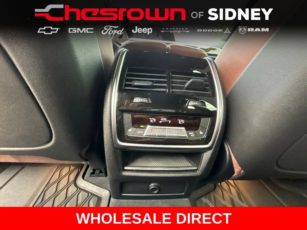 Used 2020 Black BMW xDrive40i image 31