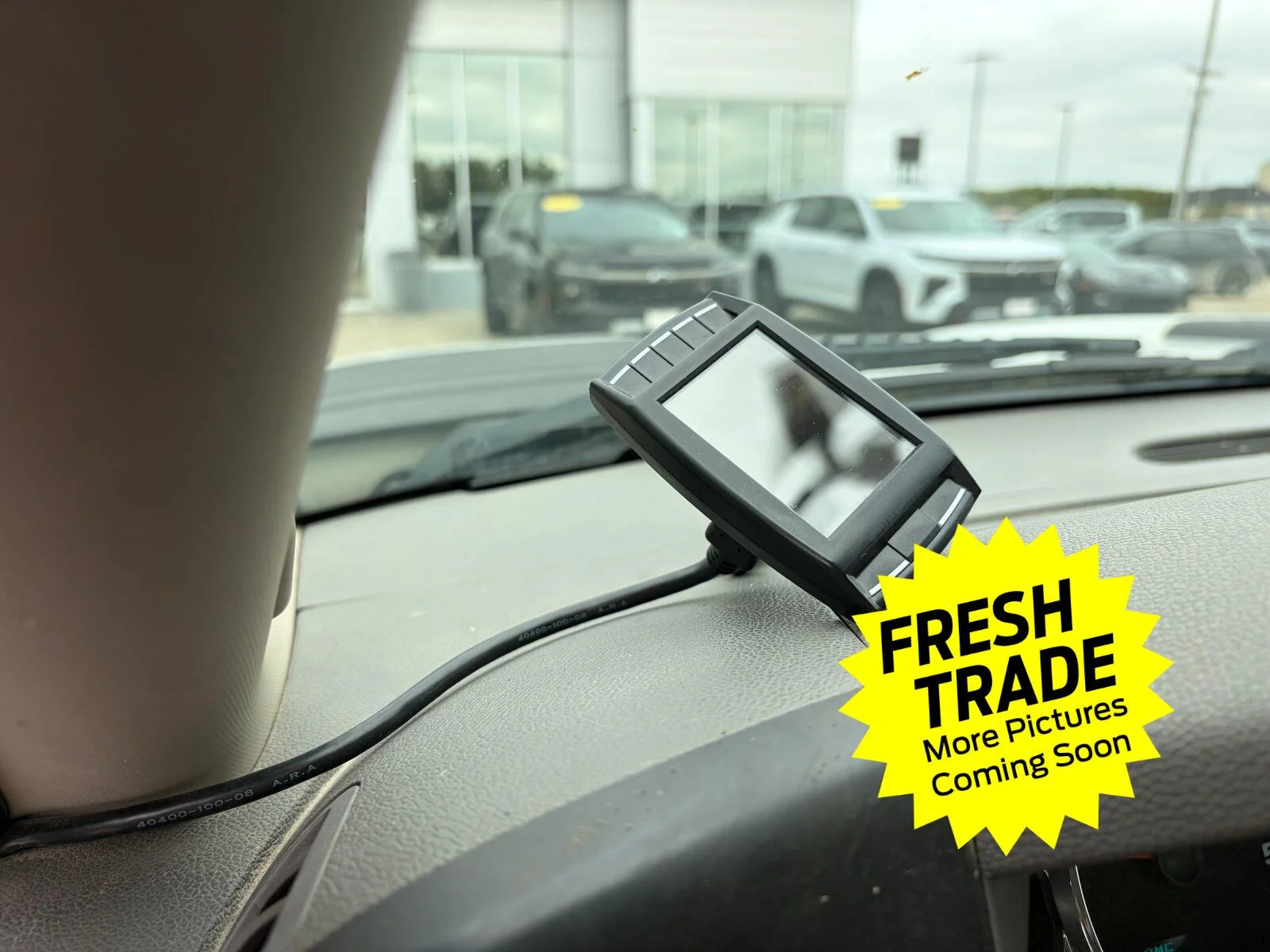 Used 2014 Summit White Chevrolet Work Truck image 9