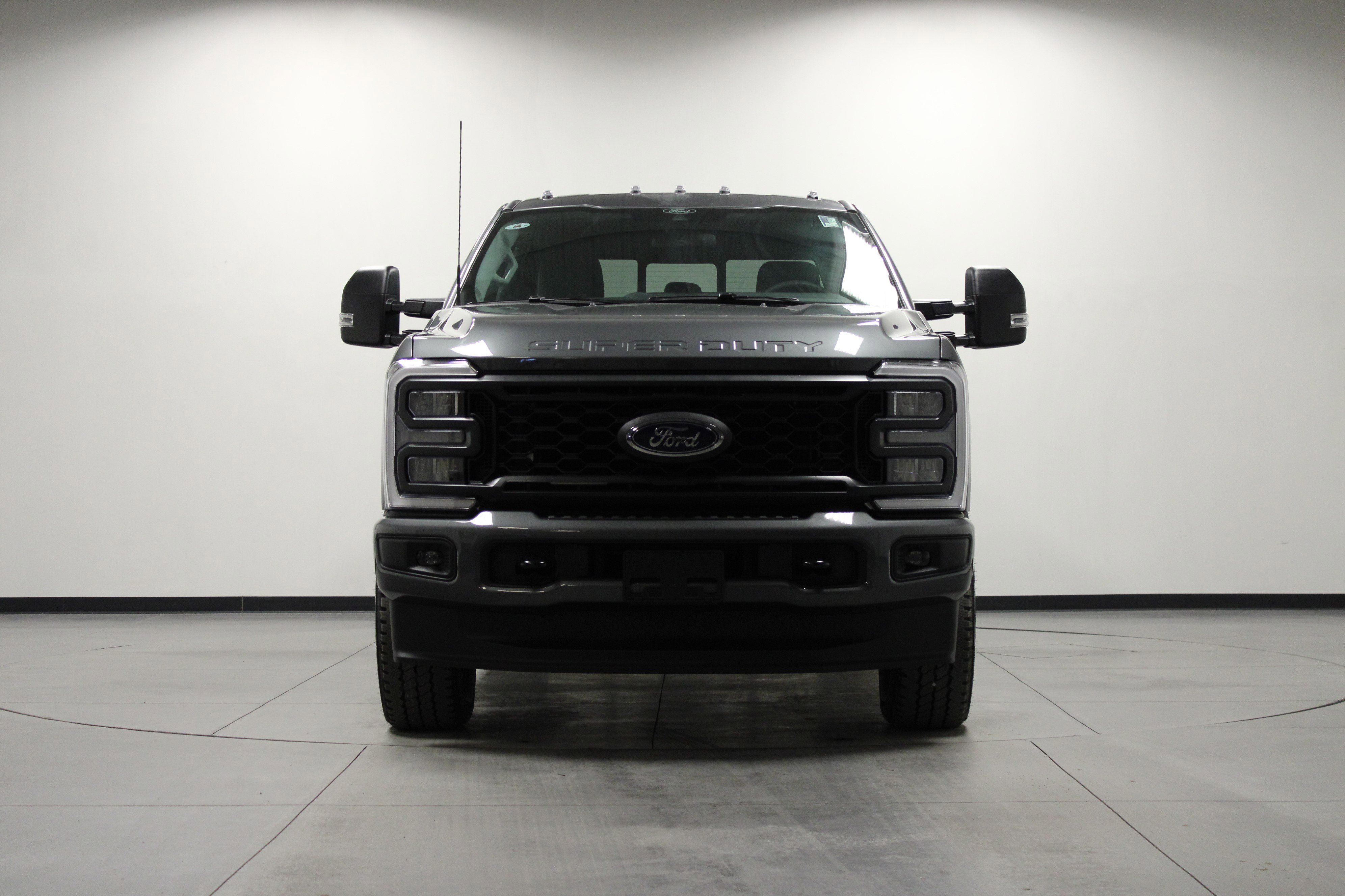 New 2026 Carbonized Gray Metallic Ford XL image 9
