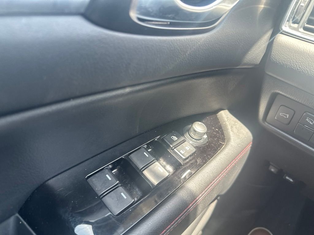Certified Used 2025 Gray Mazda 2.5 S Carbon Edition image 15