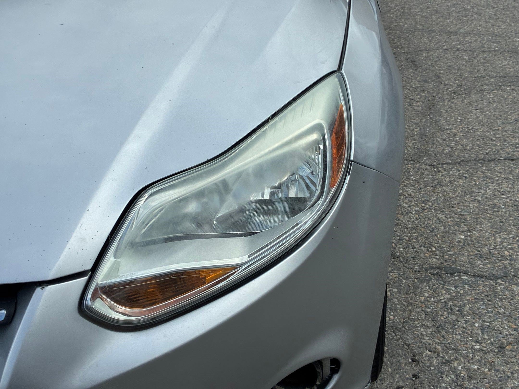 Used 2012 Ingot Silver Ford SE image 11