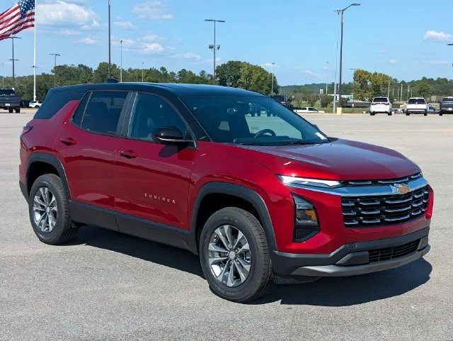 2027 Chevrolet Equinox LT - Photo 7