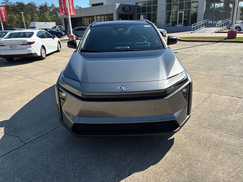 2026 Toyota bZ XLE - Photo 10