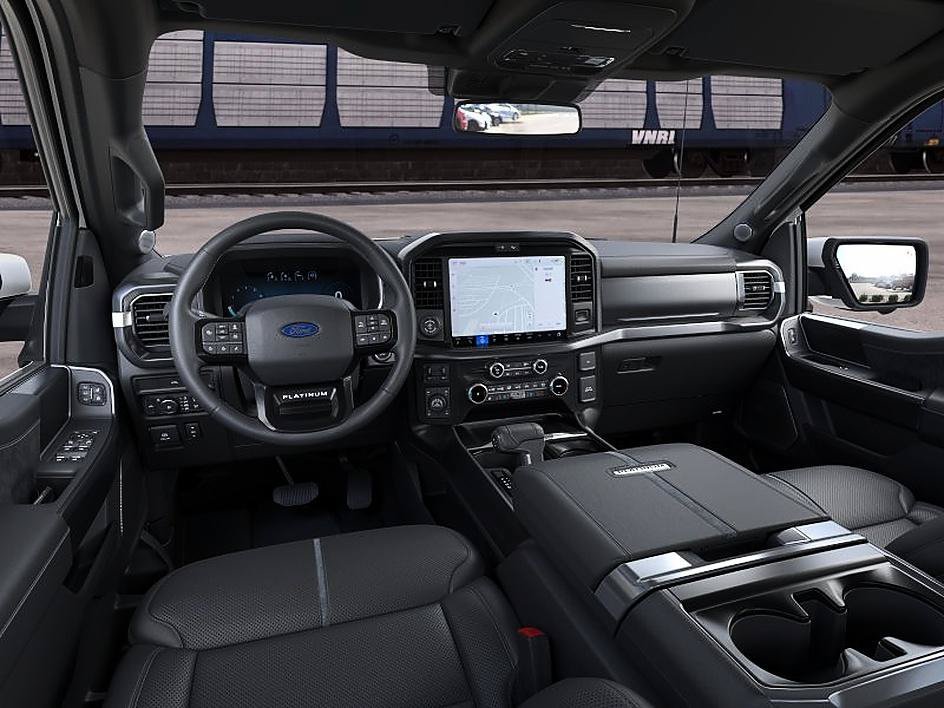 New 2026 Star White Metallic Tri-Coat Ford Platinum image 9