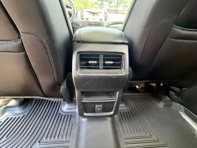 Used 2016 Silver Ford SEL image 19