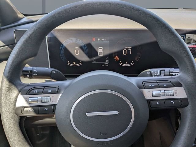 Used 2025 Blue Hyundai SEL image 30