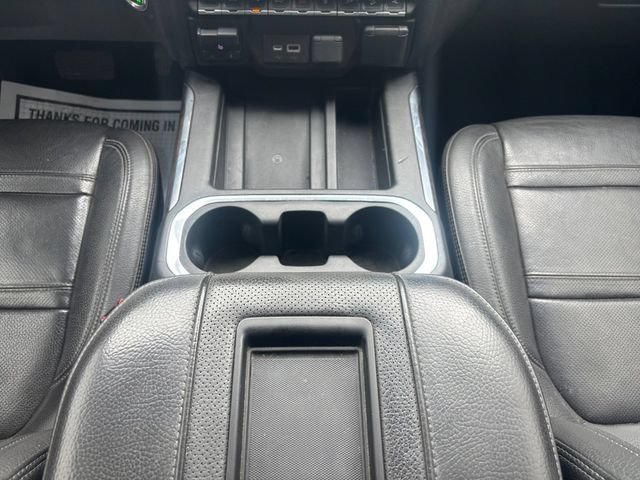 Used 2022 White Frost Tricoat GMC Denali image 6