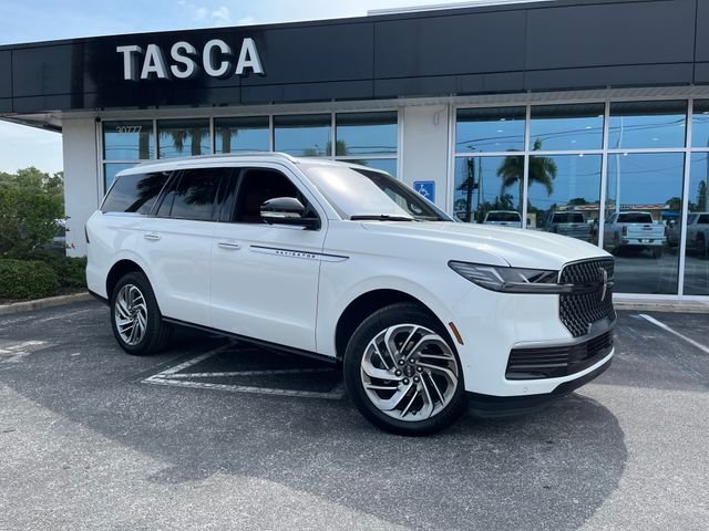 2025 Lincoln Navigator Reserve 4WD's photo