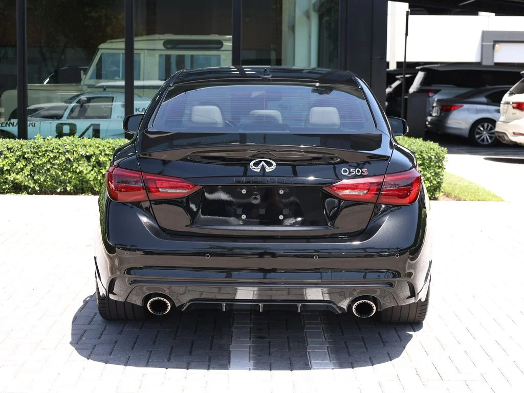Certified Used 2023 Black INFINITI Red Sport 400 image 6