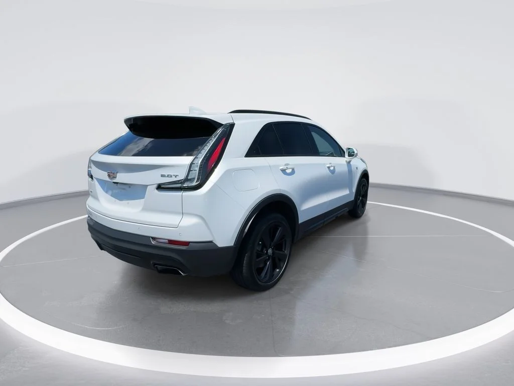 Used 2019 White Cadillac Sport image 8