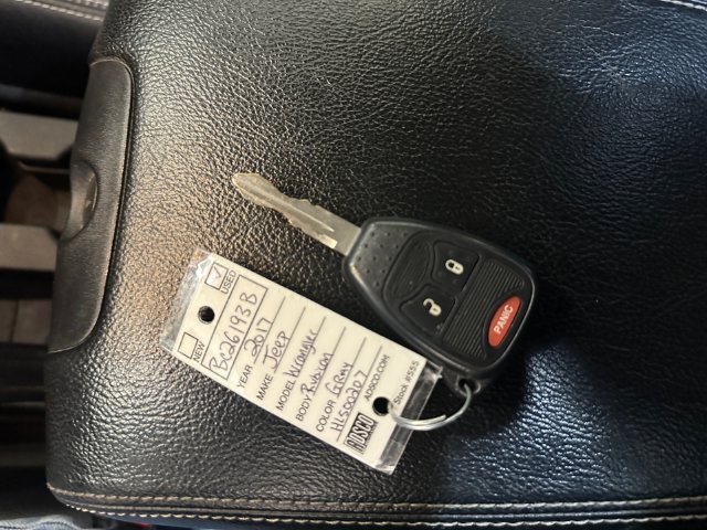 Used 2017 Gray Jeep Rubicon image 28