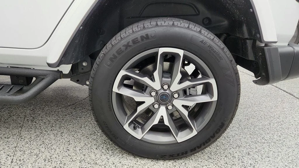 Used 2024 Bright White Clearcoat Jeep Sport S 4x4 w/ Convenience Group & Black Hard Top image 9