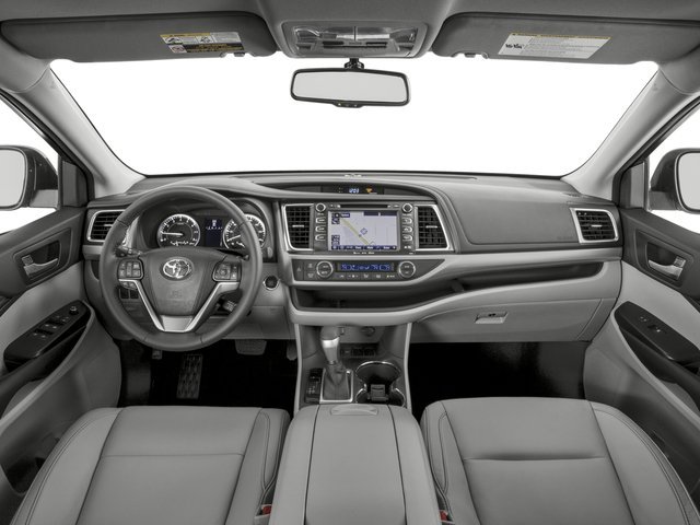 Used 2016 Silver Sky Metallic Toyota XLE image 9