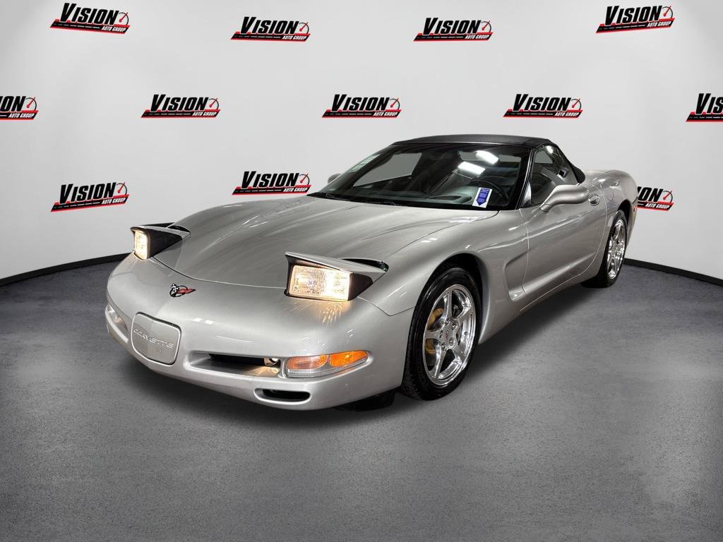 Used 2004 Silver Chevrolet Base image 11