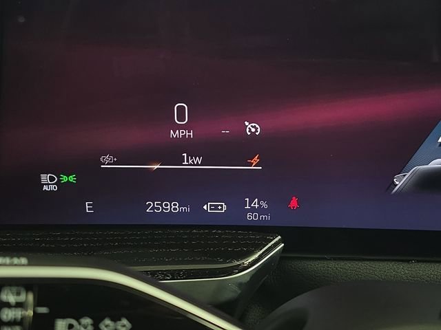 2025 Cadillac Escalade IQ Sport 1 - Photo 13