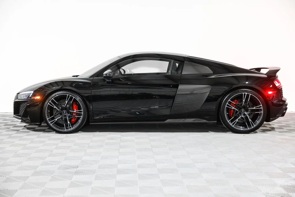 Used 2020 Black Audi V10 performance image 14