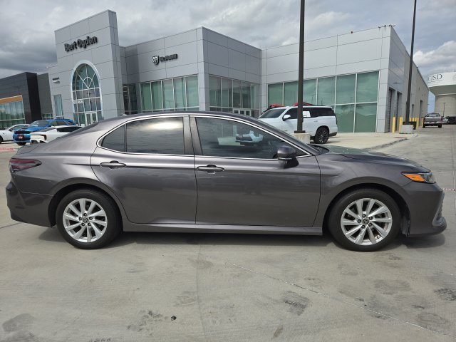 Used 2023 Gray Toyota LE image 4