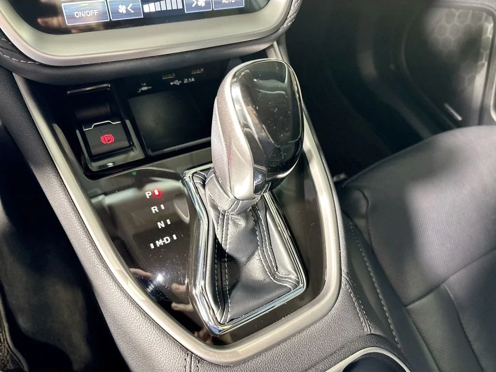 Used 2022 Black Subaru Limited image 18