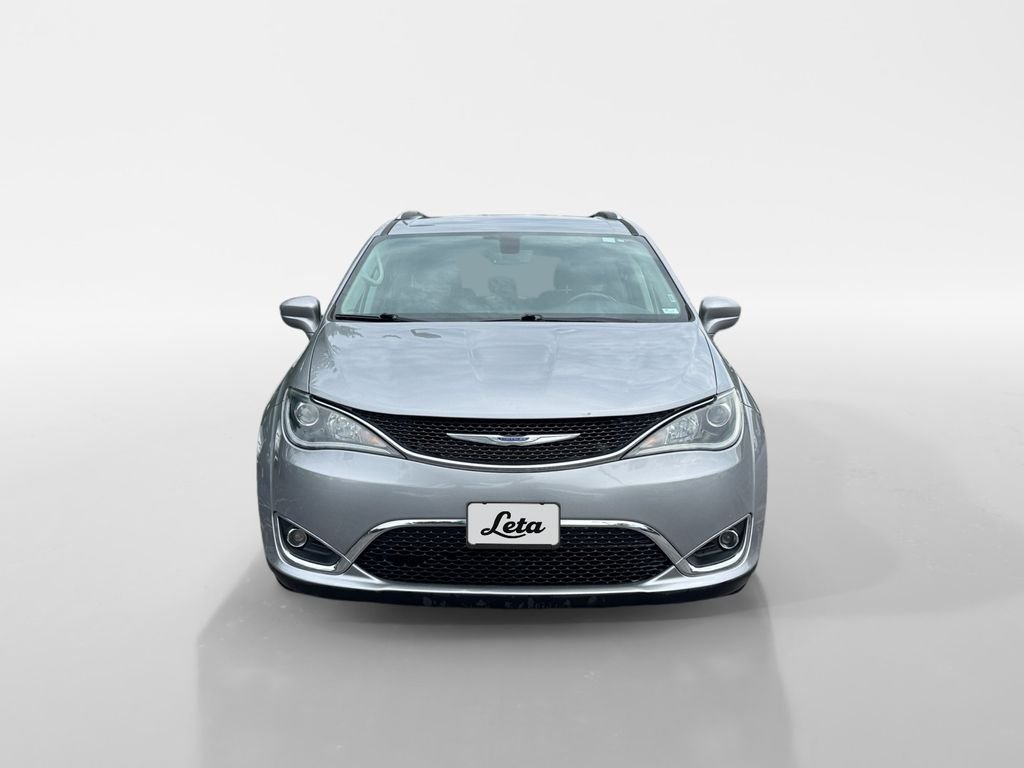 Used 2020 Billet Silver Metallic Chrysler Touring L image 8