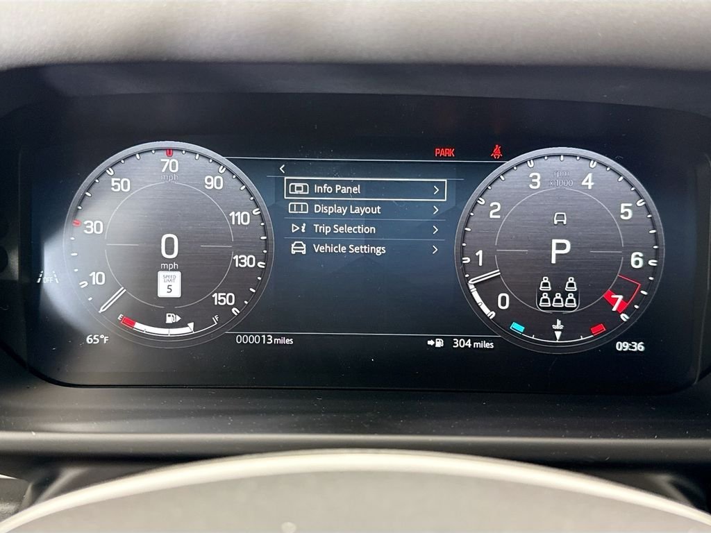 New 2026 Carpathian Grey LAND ROVER X-Dynamic SE image 33