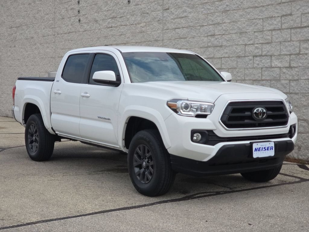 Used 2023 White Toyota SR5 image 14