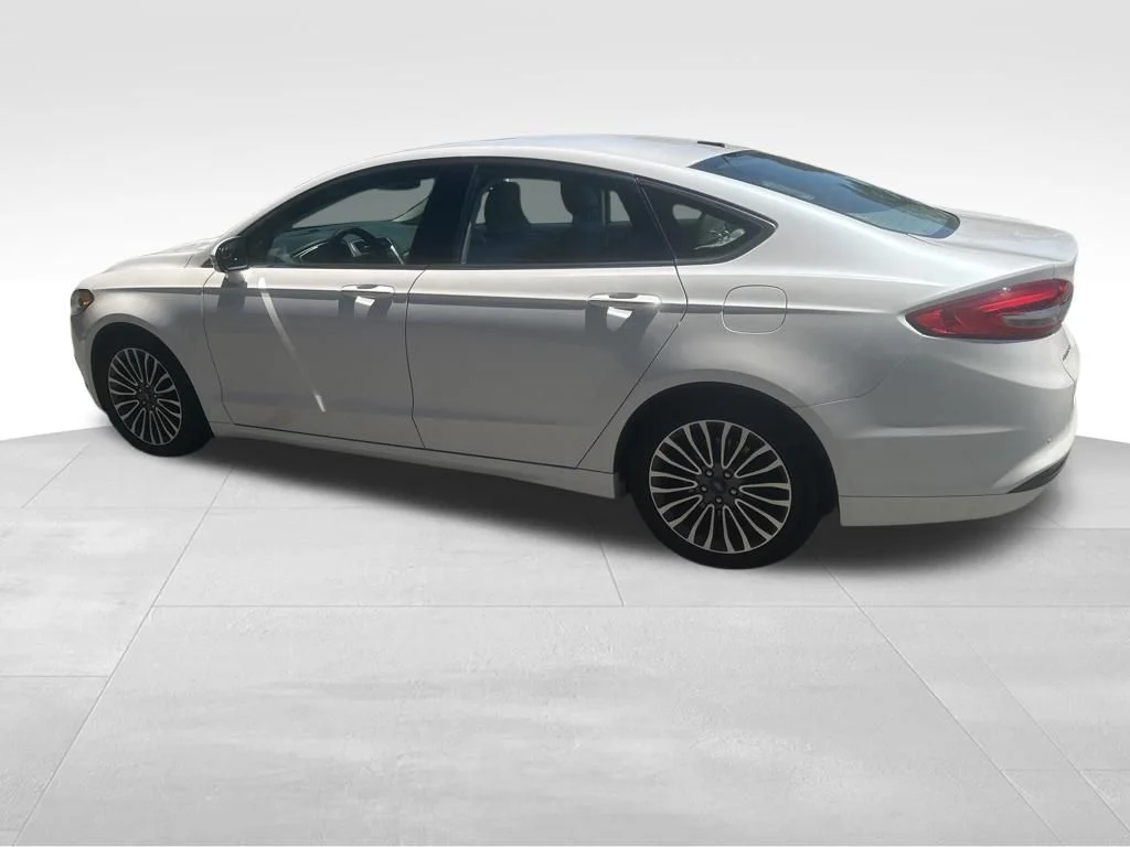 Used 2017 White Ford SE image 13