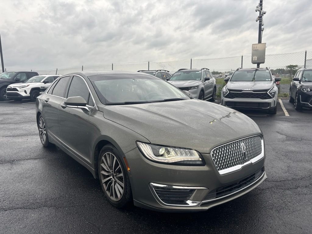 2017 Lincoln MKZ Premiere FWD's photo