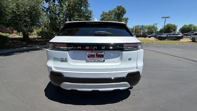 New 2026 Frostline White Pearl Honda 2WD Touring image 5