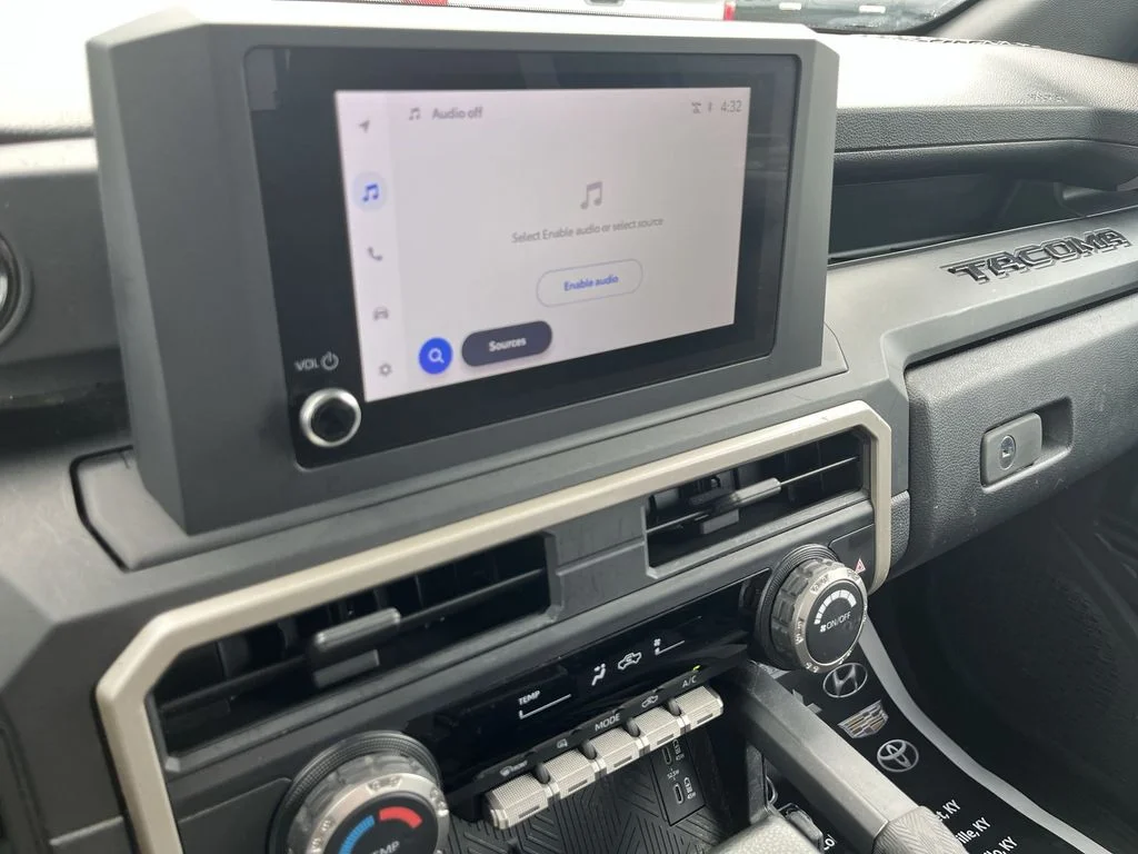 Used 2024 White Toyota SR image 16