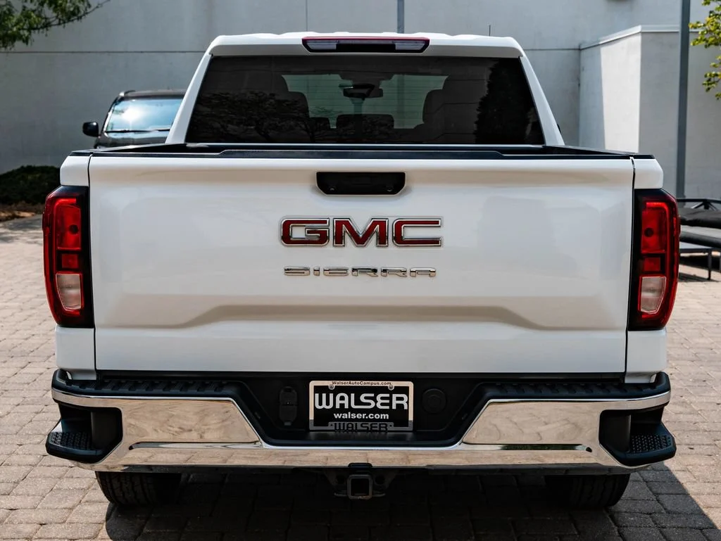 Used 2024 Summit White GMC Pro image 7