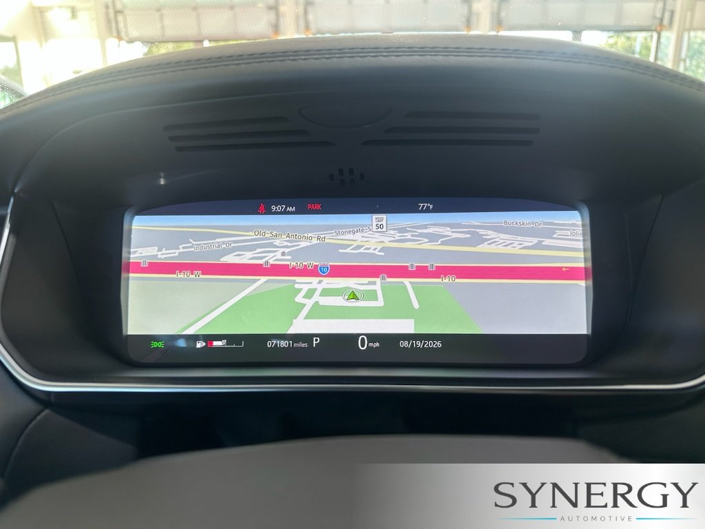 Used 2018 Silicon Silver Premium Metallic Land Rover HSE Dynamic image 18