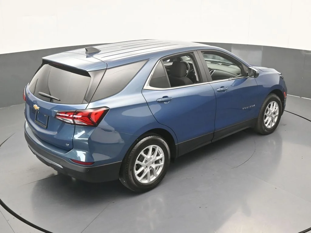Used 2024 Lakeshore Blue Metallic Chevrolet LT image 49