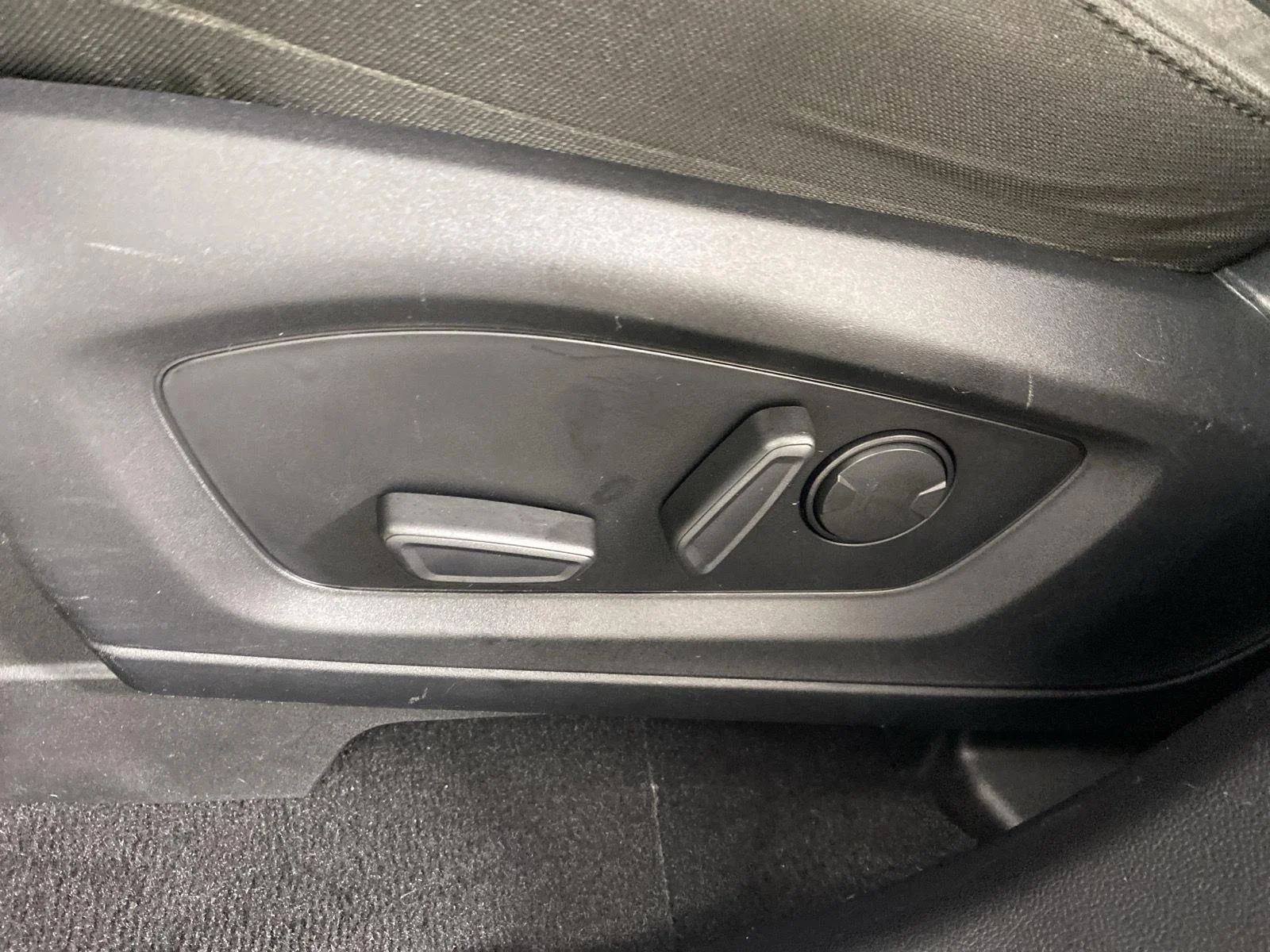 Used 2020 Oxford White Ford XLT image 18