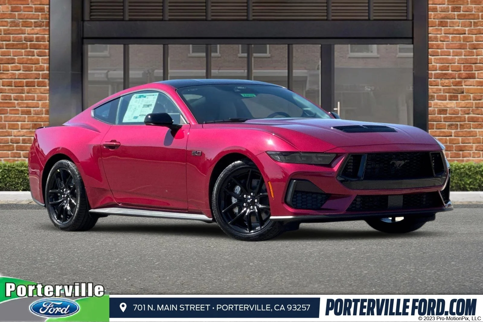 New 2026 Molten Magenta Metallic Tinted Clearcoat Ford GT Fastback image 1