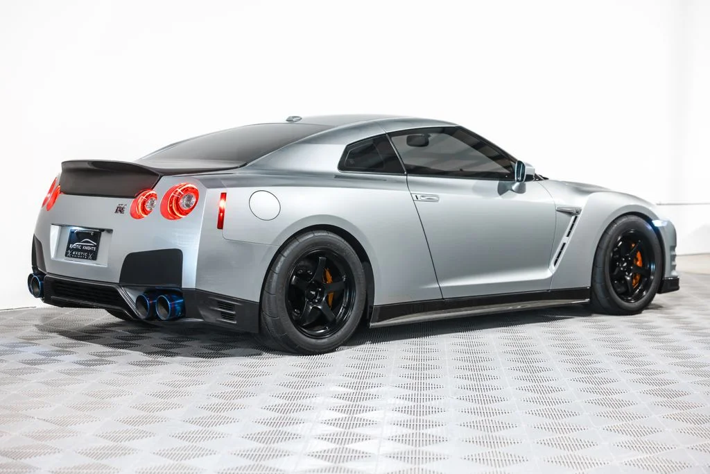 Used 2015 Silver Nissan Black Edition image 7