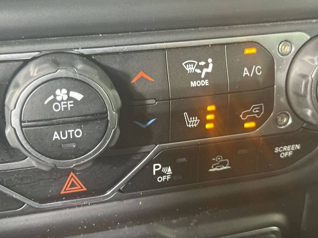 Used 2021 Black Jeep Unlimited Sahara High Altitude image 15