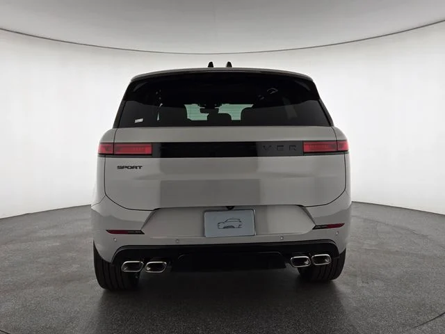New 2026 Borasco Grey Land Rover Dynamic SE image 7