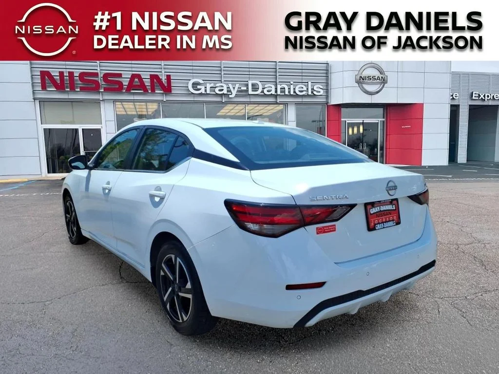 Used 2024 White Nissan SV image 5