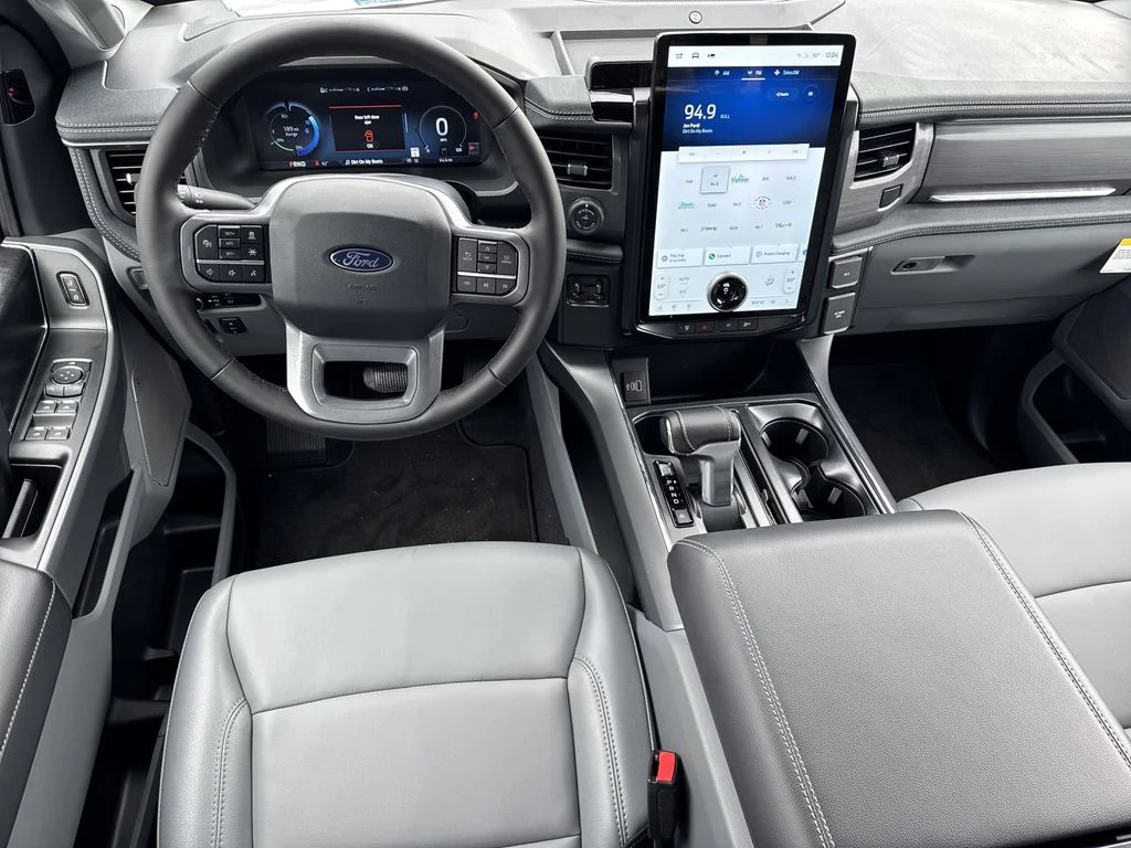 New 2025 Black Ford Flash image 22
