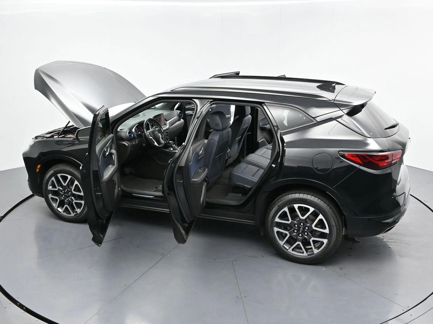 Used 2024 Black Chevrolet RS image 38
