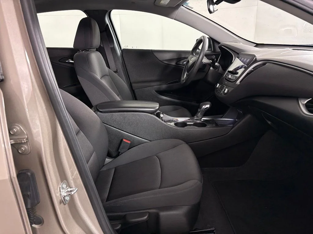 Used 2023 Gray Chevrolet LT image 45