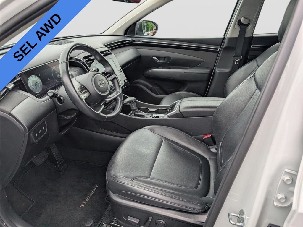 Used 2023 White Hyundai SEL image 15