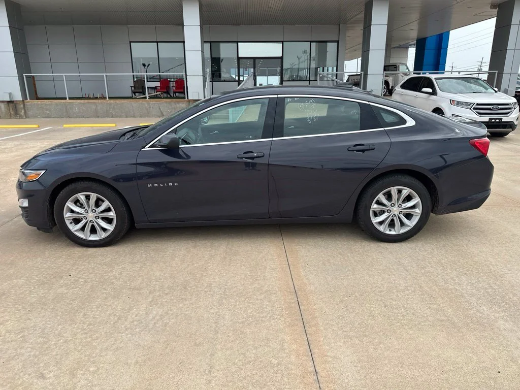 Used 2025 Black Chevrolet LT image 29