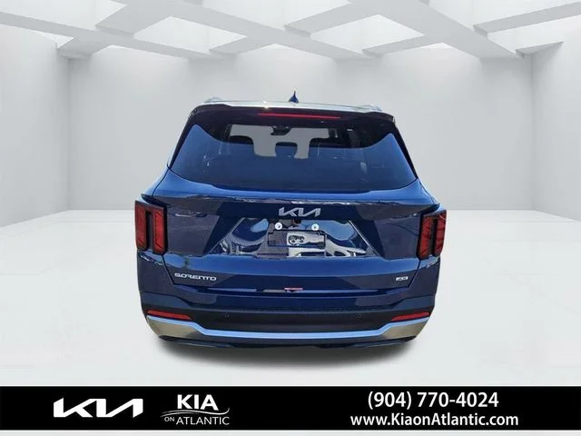 2025 Kia Sorento S - Photo 9