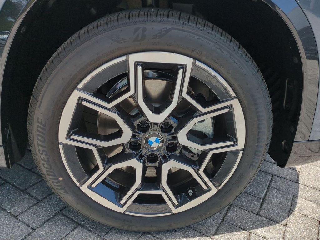 New 2027 Storm Bay Metallic BMW xDrive28i image 11