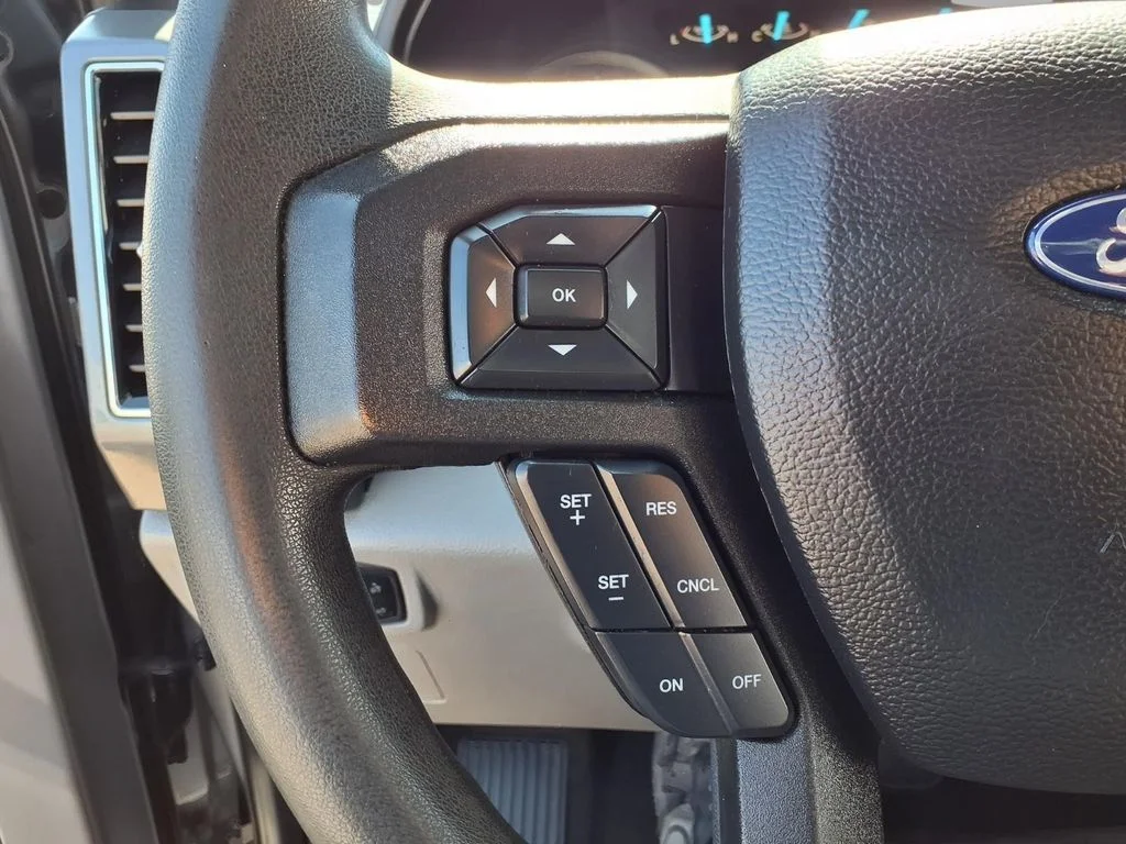 Used 2020 Silver Ford XLT image 15