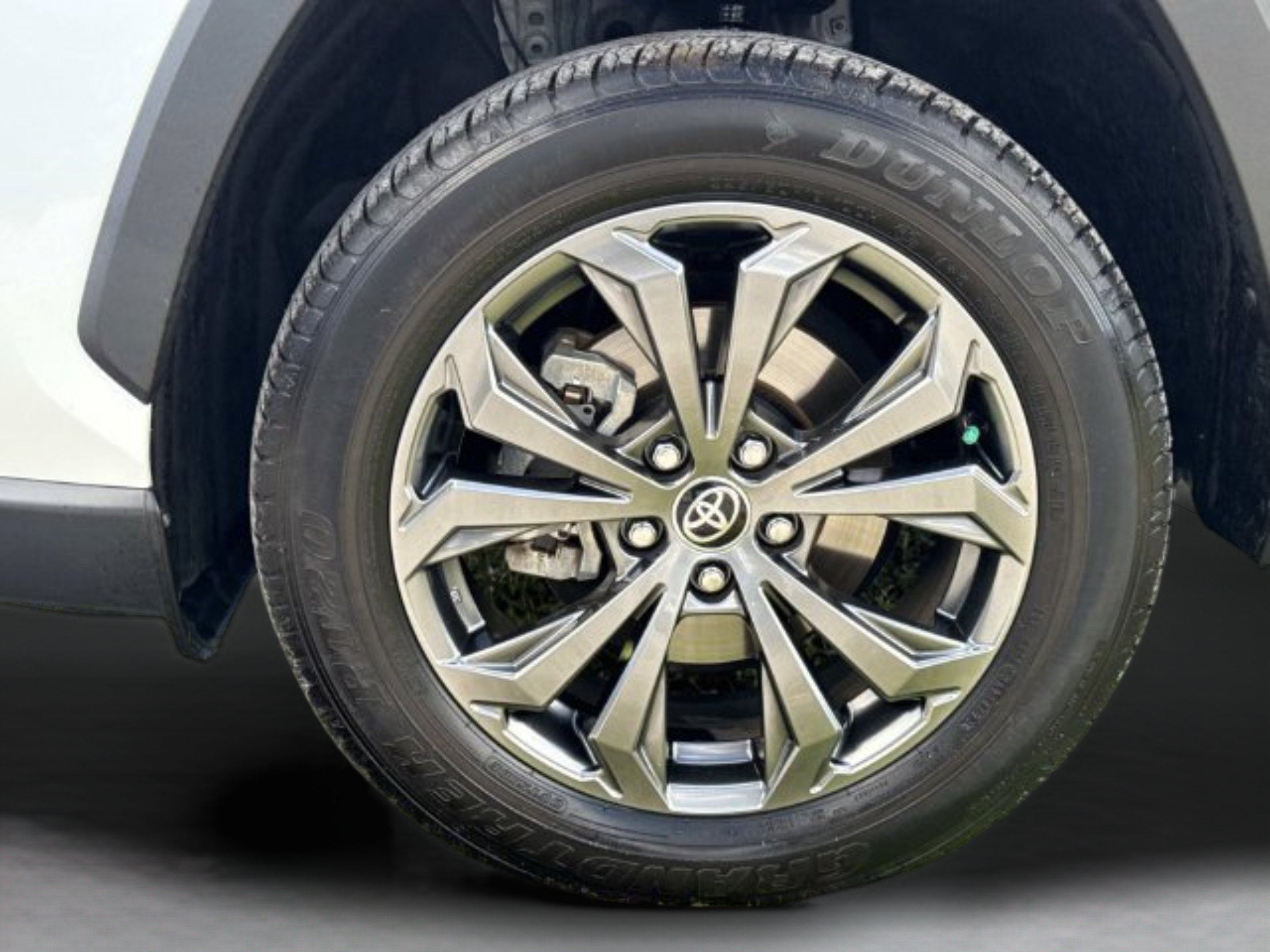 2024 Toyota RAV4 Limited - Photo 34